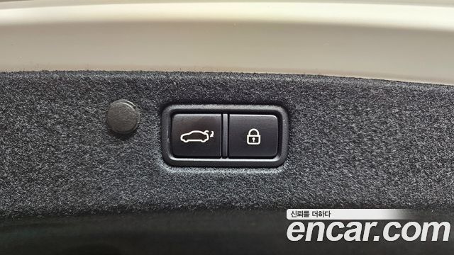 Hyundai Grandeur 2023 — photo 18