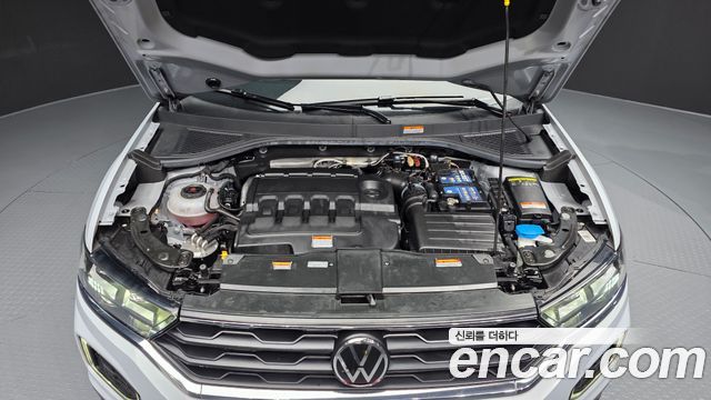 Volkswagen T-Roc 2021 — photo 6