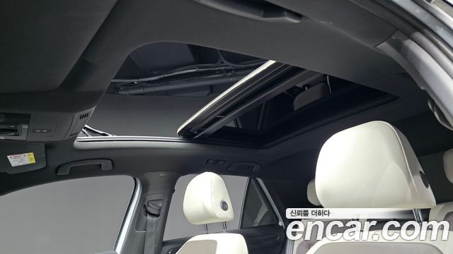 Volkswagen T-Roc 2021 — photo 17
