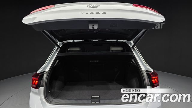 Volkswagen T-Roc 2021 — photo 20