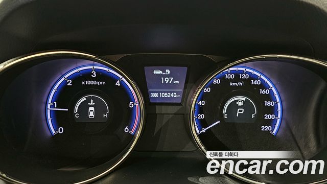 Hyundai Tucson 2011 — photo 8