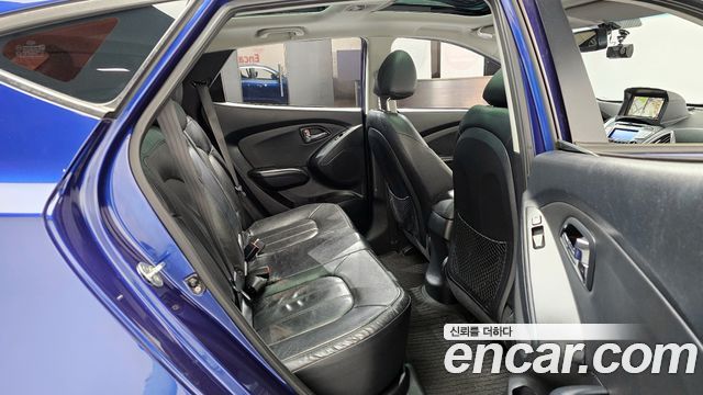 Hyundai Tucson 2011 — photo 12
