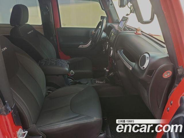 Jeep Wrangler 2014 — photo 11