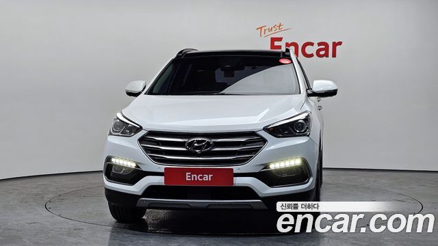 Hyundai Santafe 2016 — photo 3