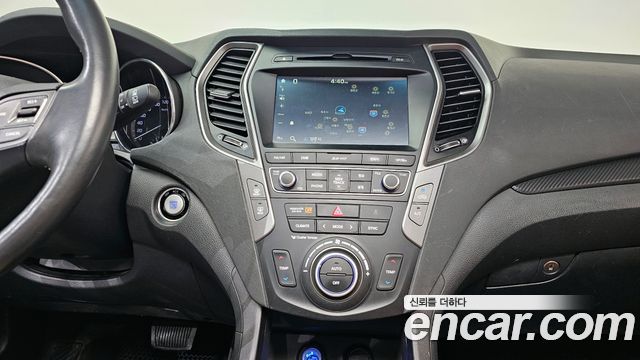 Hyundai Santafe 2016 — photo 15