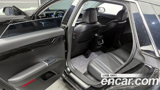 Hyundai Grandeur 2023 — photo 11