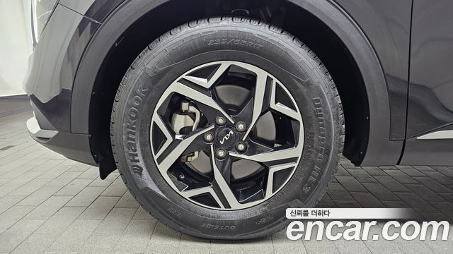 Kia Sportage 2023 — photo 5