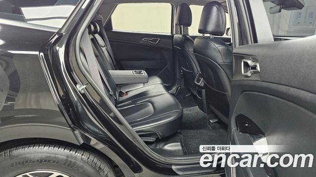 Kia Sportage 2023 — photo 12