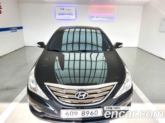 Hyundai Sonata 2010 — photo 2