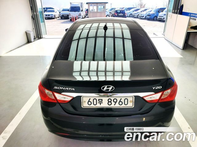 Hyundai Sonata 2010 — photo 5