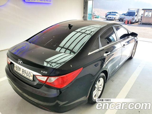 Hyundai Sonata 2010 — photo 6