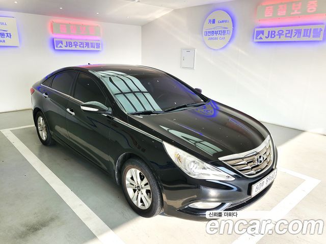 Hyundai Sonata 2010 — photo 7