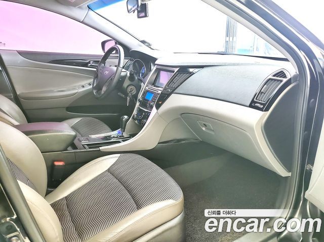 Hyundai Sonata 2010 — photo 8