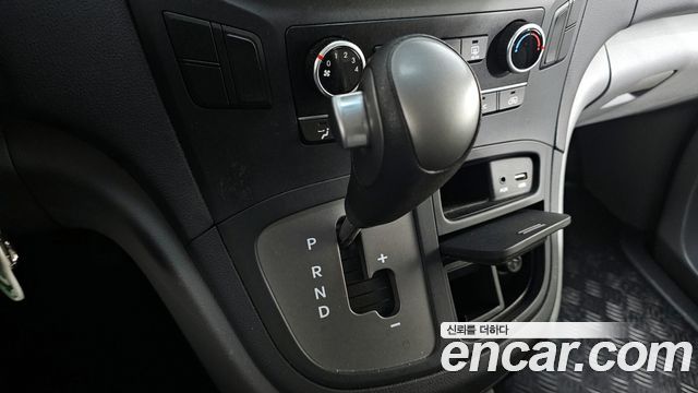Hyundai Starex 2020 — photo 9