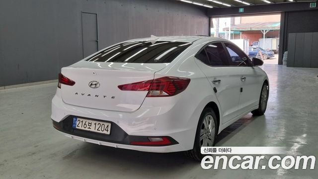 Hyundai AVANTE 2019 — photo 2