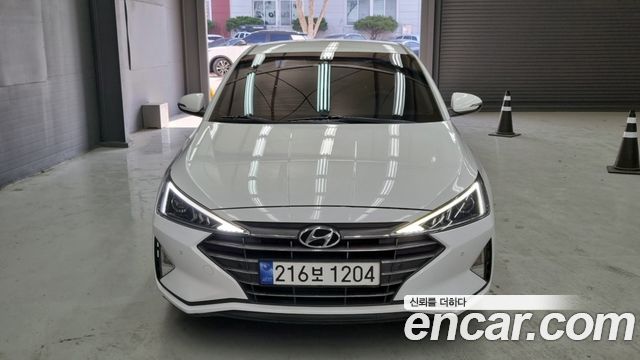Hyundai AVANTE 2019 — photo 3