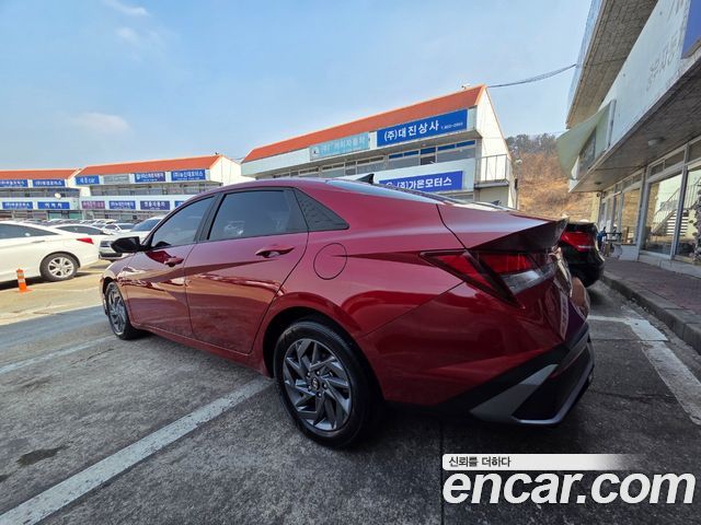Hyundai AVANTE 2024 — photo 5