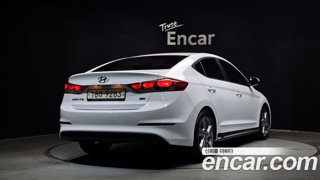 Hyundai AVANTE 2017 — photo 2