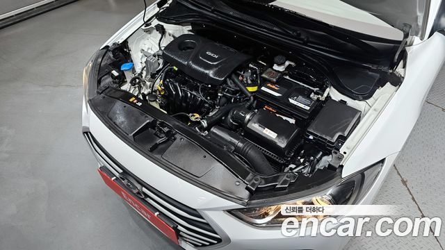 Hyundai AVANTE 2017 — photo 6