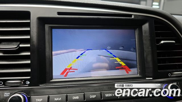 Hyundai AVANTE 2017 — photo 15