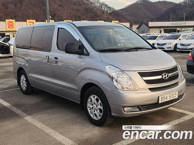 Hyundai Starex 2015 — photo 2