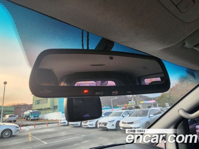 Hyundai Starex 2015 — photo 15
