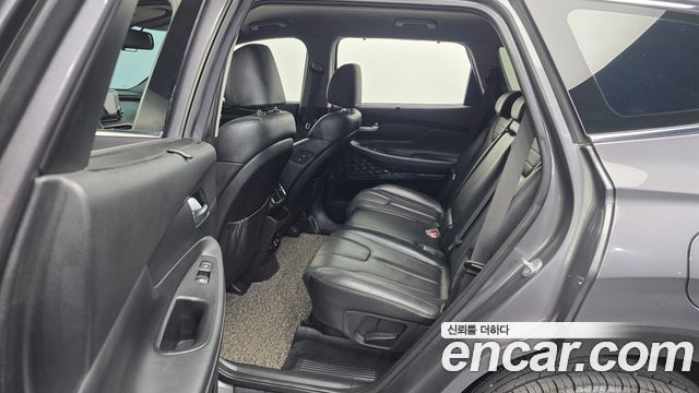 Hyundai Santafe 2019 — photo 11