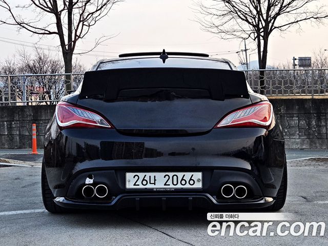 Hyundai Genesis 2011 — photo 4