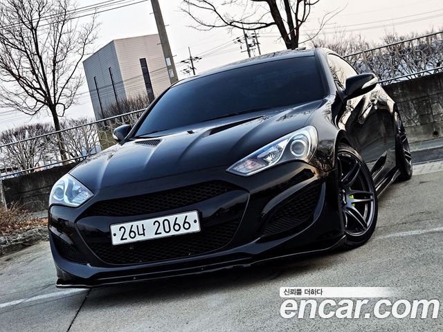 Hyundai Genesis 2011 — photo 12