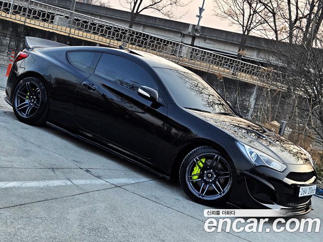 Hyundai Genesis 2011 — photo 15
