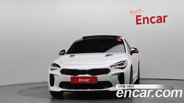 Kia Stinger 2023 — photo 3