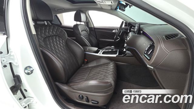 Kia Stinger 2023 — photo 11