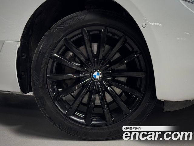 BMW Gran Turismo 2019 — photo 5