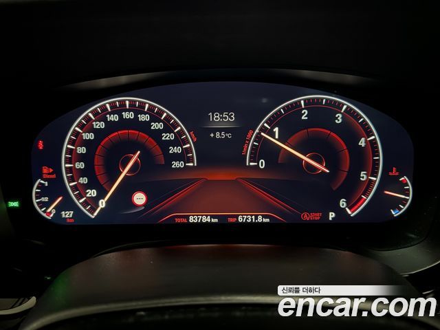 BMW Gran Turismo 2019 — photo 8