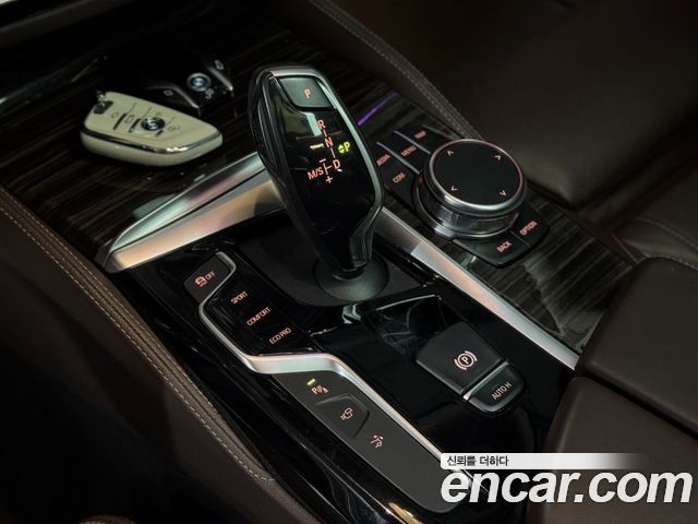 BMW Gran Turismo 2019 — photo 9