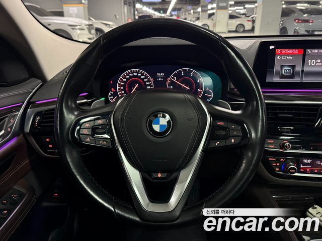 BMW Gran Turismo 2019 — photo 11