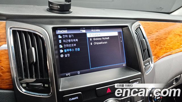 Hyundai Equus 2010 — photo 16