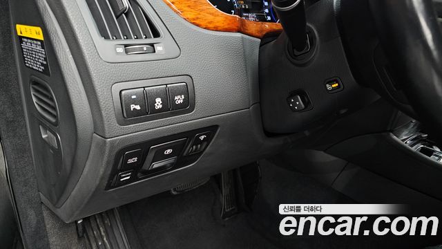 Hyundai Equus 2010 — photo 18