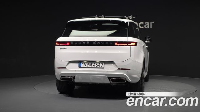 Land Rover Range Rover Sport 2025 — photo 4