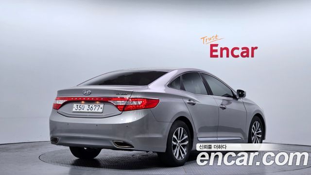 Hyundai Grandeur 2011 — photo 2