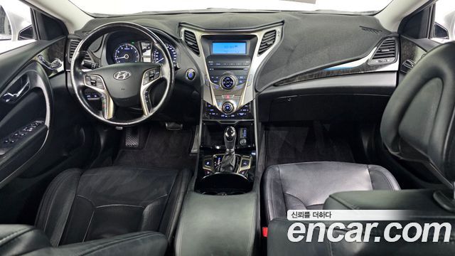 Hyundai Grandeur 2011 — photo 7