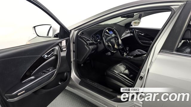 Hyundai Grandeur 2011 — photo 10