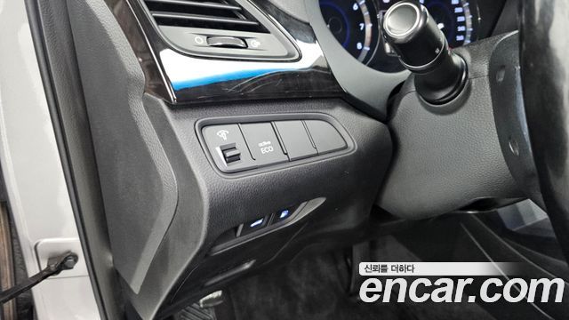 Hyundai Grandeur 2011 — photo 15