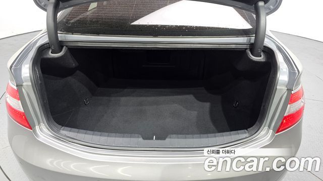 Hyundai Grandeur 2011 — photo 20