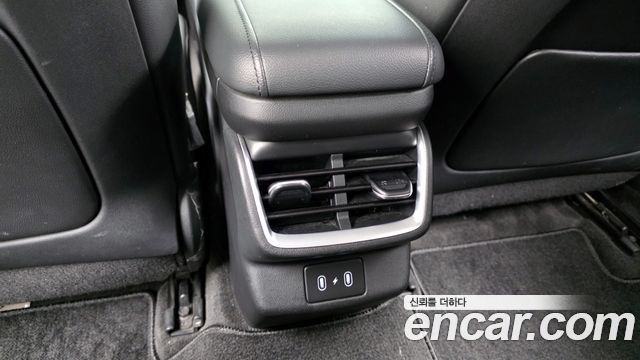 Hyundai Grandeur 2023 — photo 18
