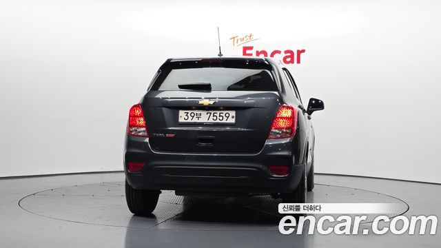 Chevrolet Korea Trax 2018 — photo 4