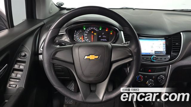 Chevrolet Korea Trax 2018 — photo 13
