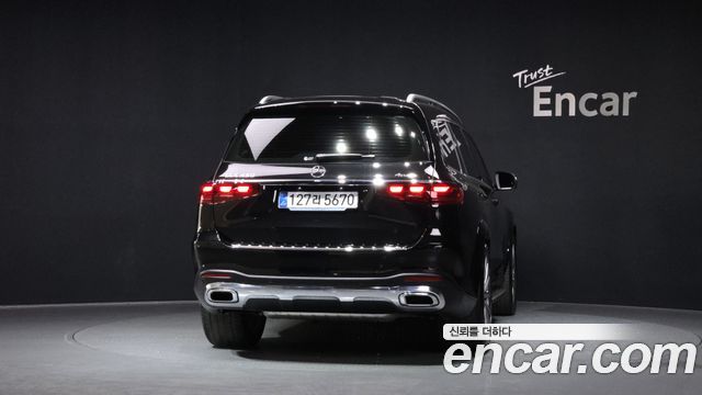 Mercedes-Benz GLS-Class 2025 — photo 4