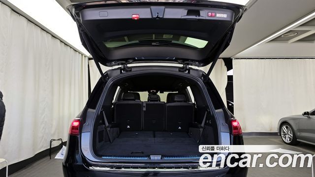 Mercedes-Benz GLS-Class 2025 — photo 20