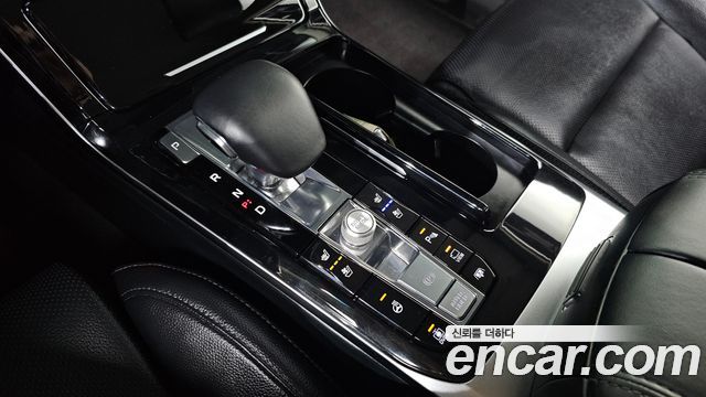 Kia K7 2020 — photo 9